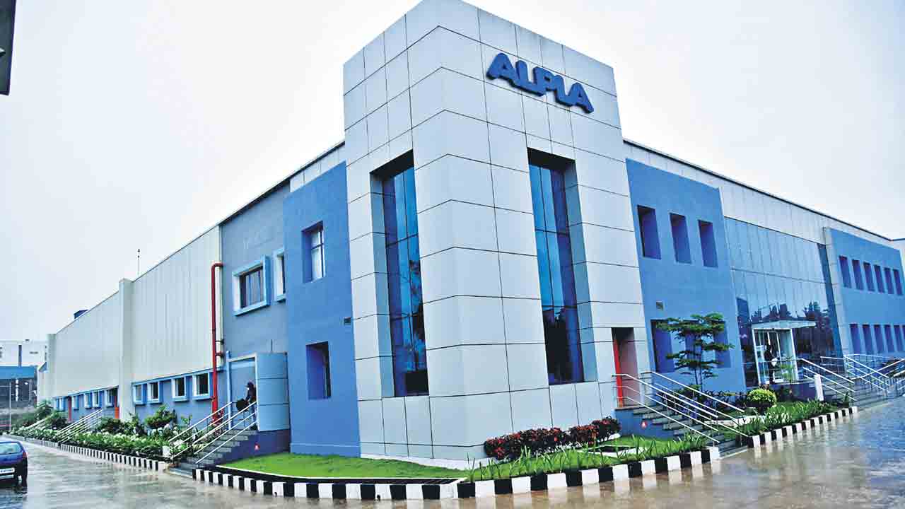 అల్‌ప్లాలో కొత్త యూనిట్‌