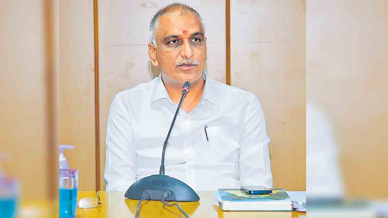 సీజనల్‌ వ్యాధులపై మూడంచెల వ్యూహం