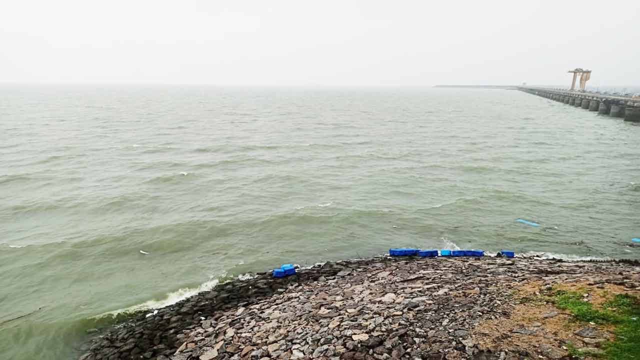 మహోగ్ర గోదావరి