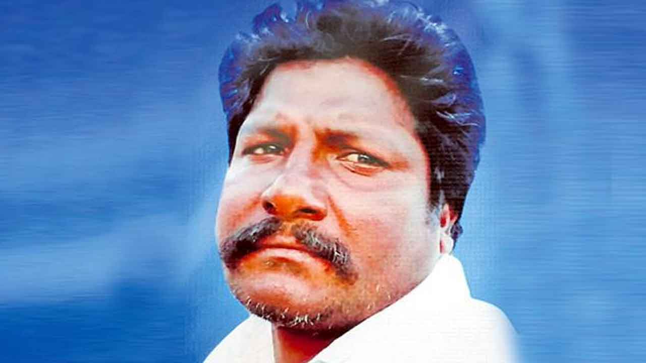 గారాలదిబ్బలో ఉద్రిక్తత.. వైసీపీ-టీడీపీ వర్గీయుల ఘర్షణ.. ఒకరు మృతి