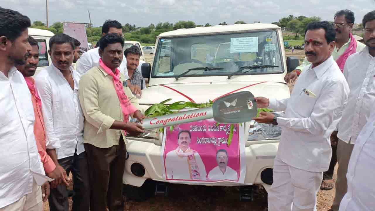 దళితుల జీవితాల్లో వెలుగులు నింపేందుకే దళిత బంధు