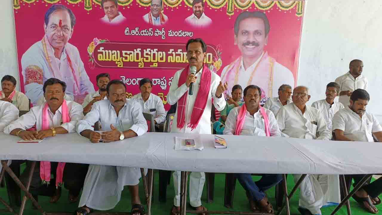 ప్రభుత్వ పథకాలను ప్రజల్లోకి తీసుకెళ్లాలి