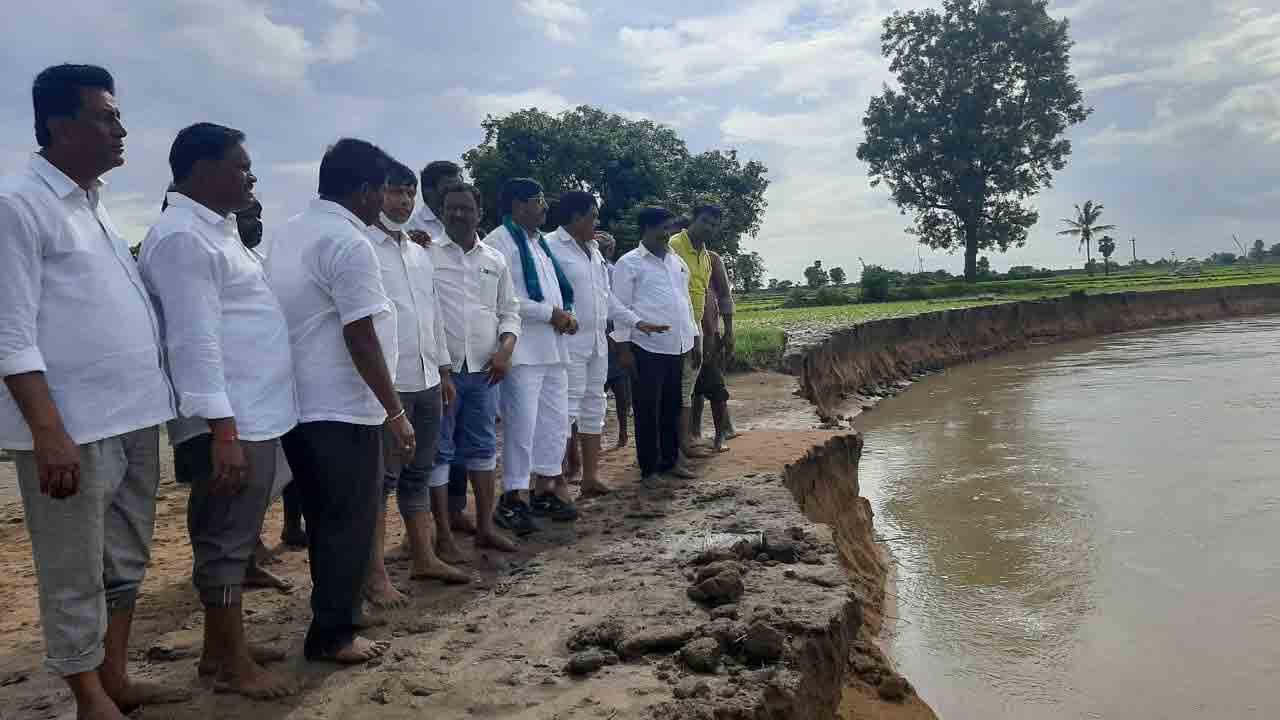 మరమ్మతు పనులు పూర్తి చేయాలి