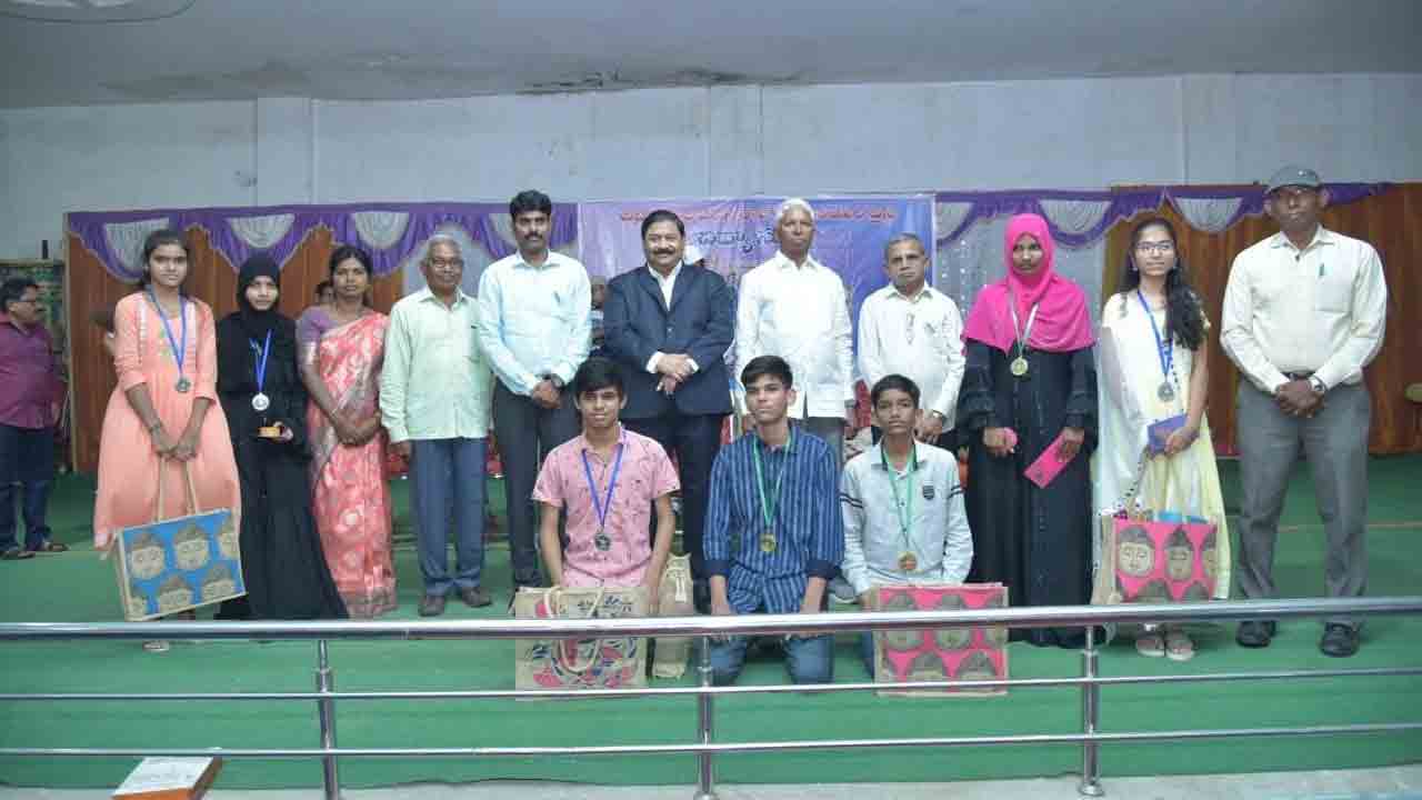 తెలివితేటలు ఏ ఒక్కరి సొంతం కాదు