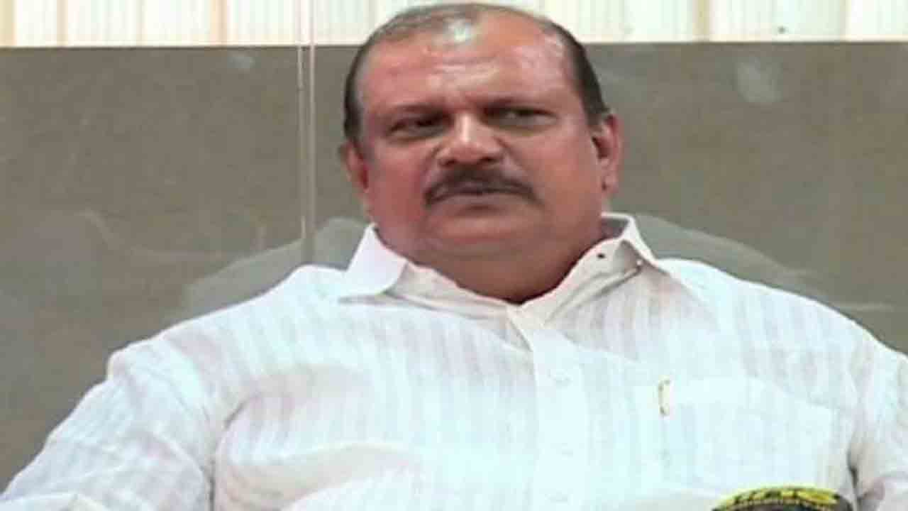 లైంగిక వేధింపుల కేసులో సీనియర్‌ నేత అరెస్ట్‌