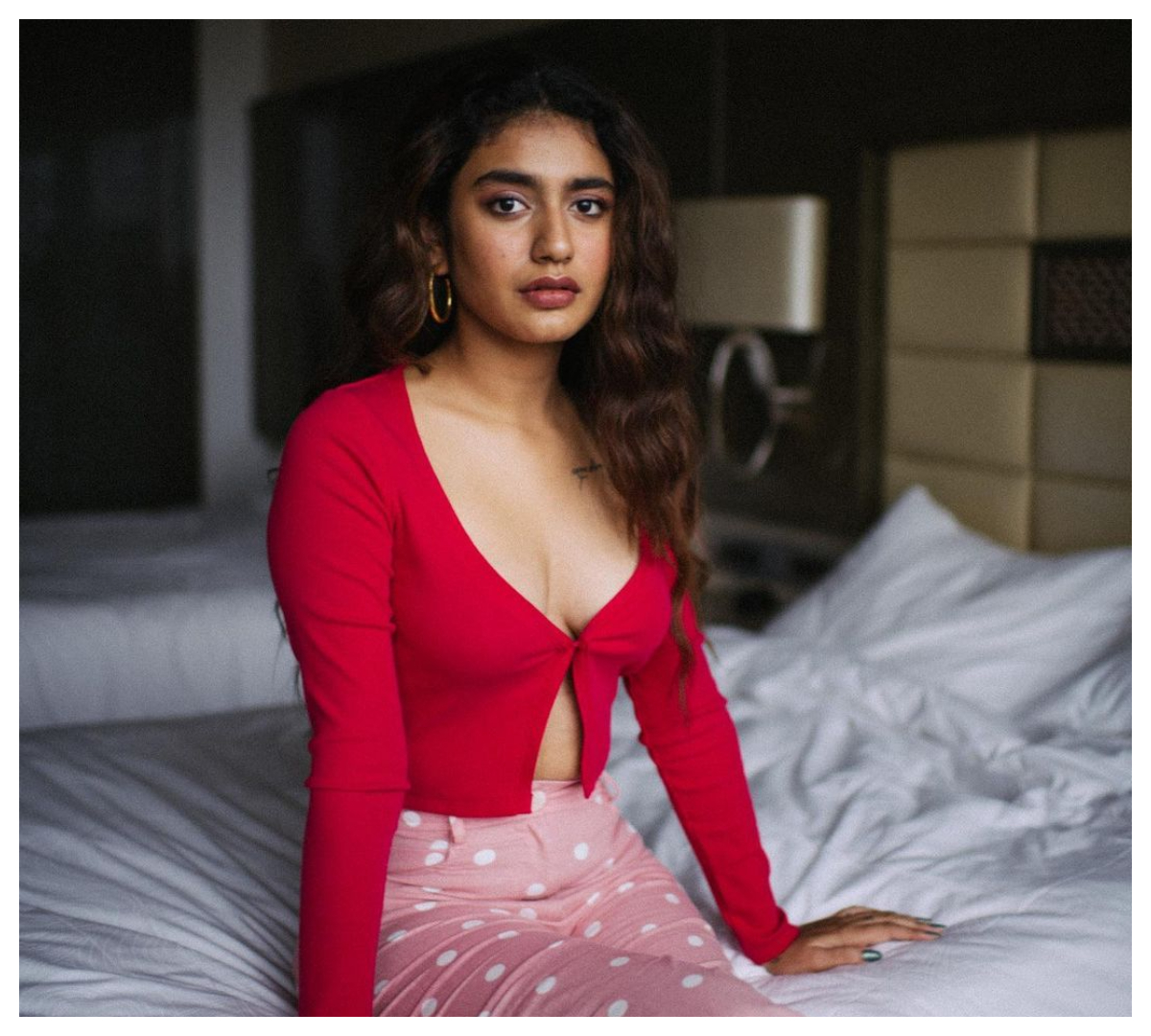 Priya Prakash Varrier | ప్రియా ప్రకాష్ వారియర్ అందాలు అద‌ర‌హో..