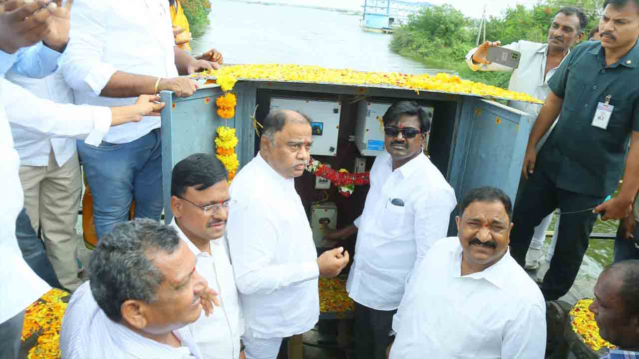 స్వరాష్ట్రంలో రెండు పంటలకు నీరు