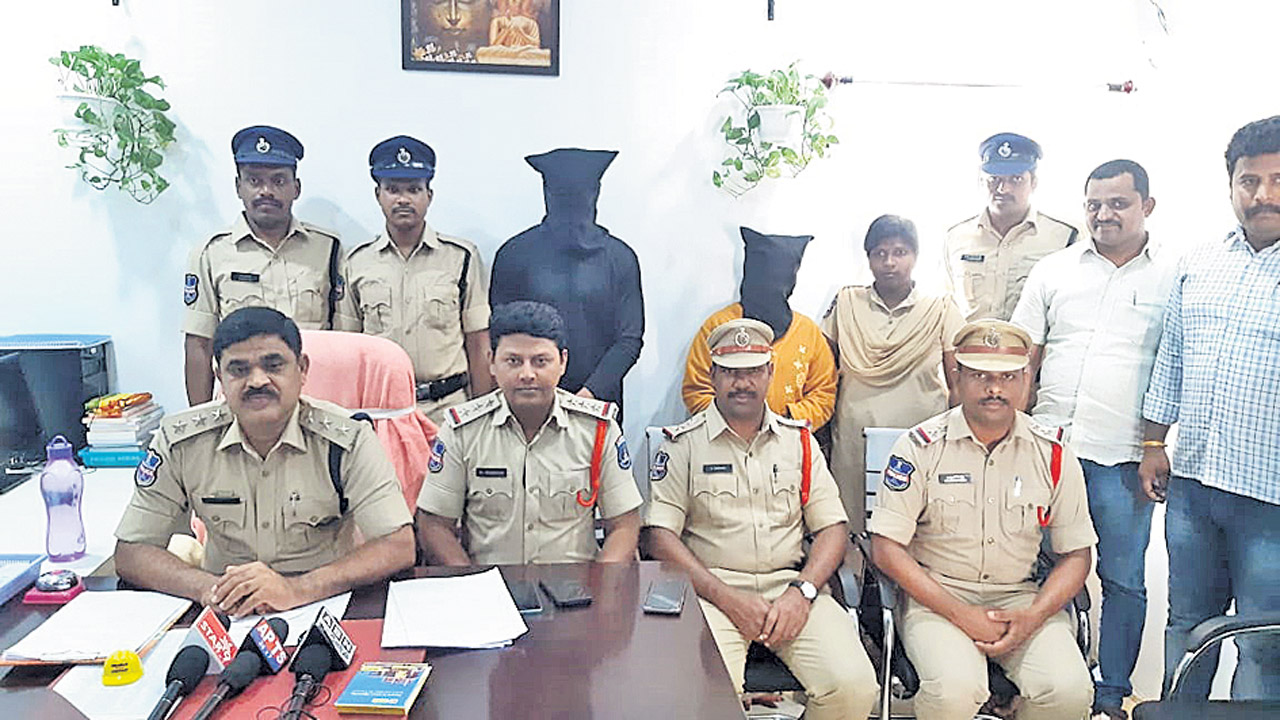 శంకర్పల్లిలో దారుణం