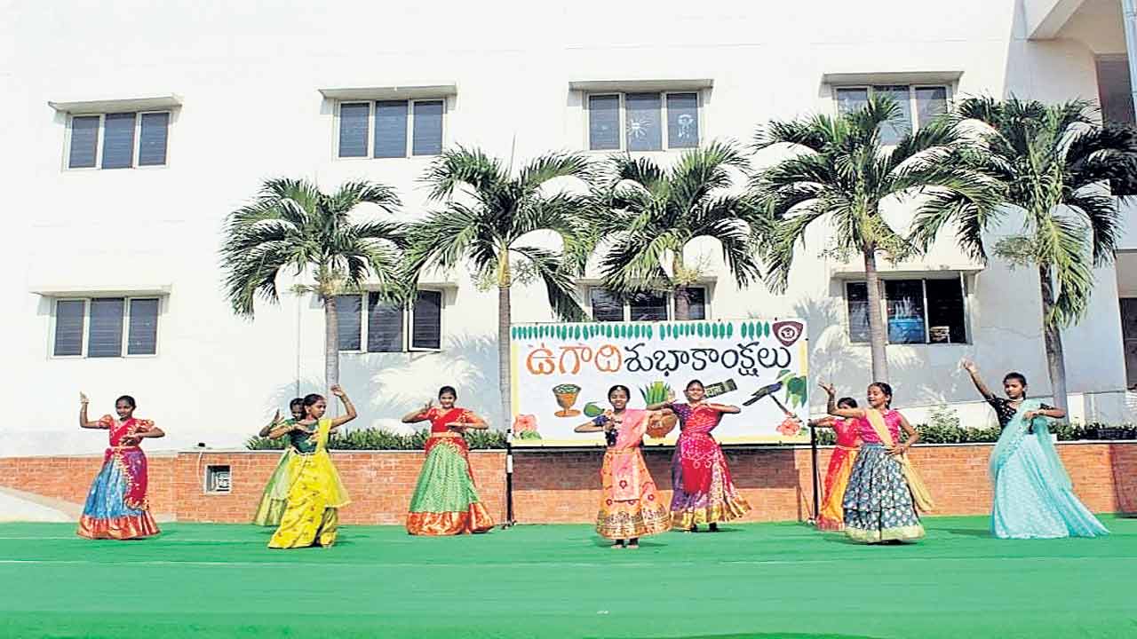 ప్రతి వేడుక.. బడి వేదిక