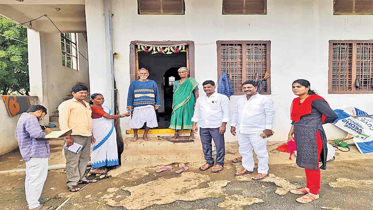 అర్హులందరికీ కొవిడ్‌ బూస్టర్‌ డోసు