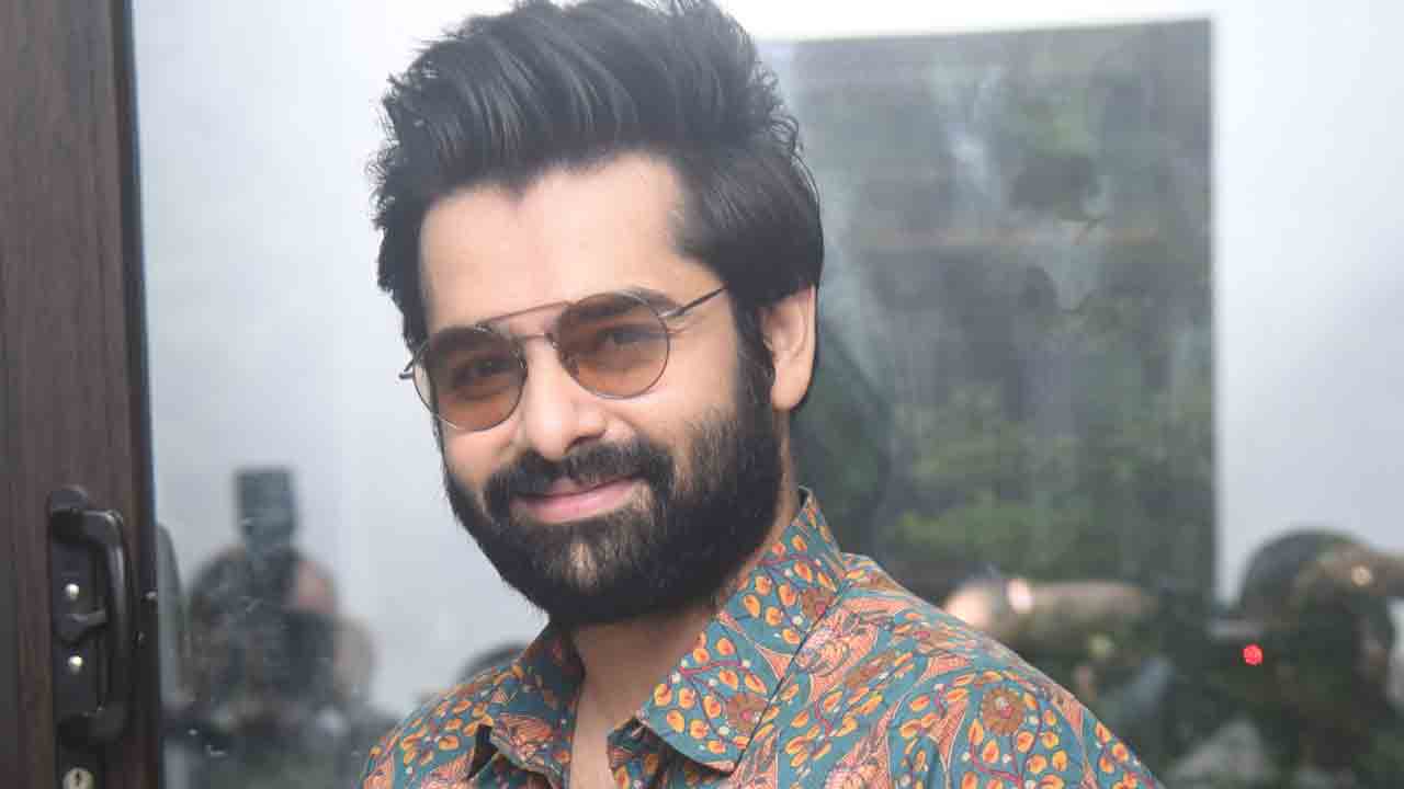 కెమెరా ముందు పదికోట్ల మంది కనిపిస్తారు!