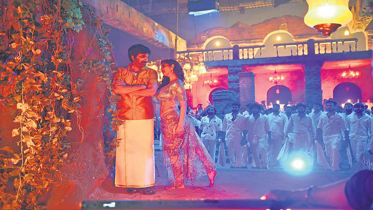 జోష్‌ తెచ్చే మాస్‌ పాట