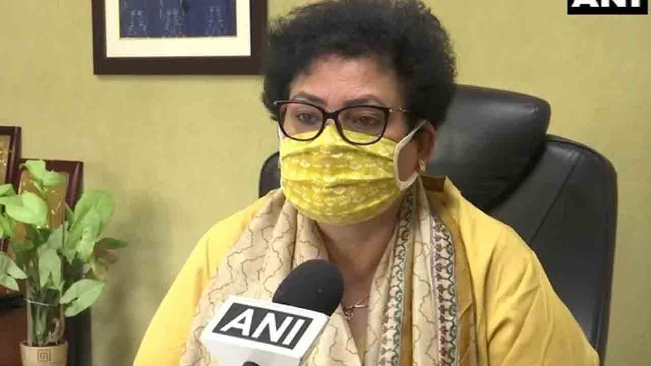 లో దుస్తుల తొలగింపుపై జాతీయ మహిళా కమిషన్‌ ఆగ్రహం