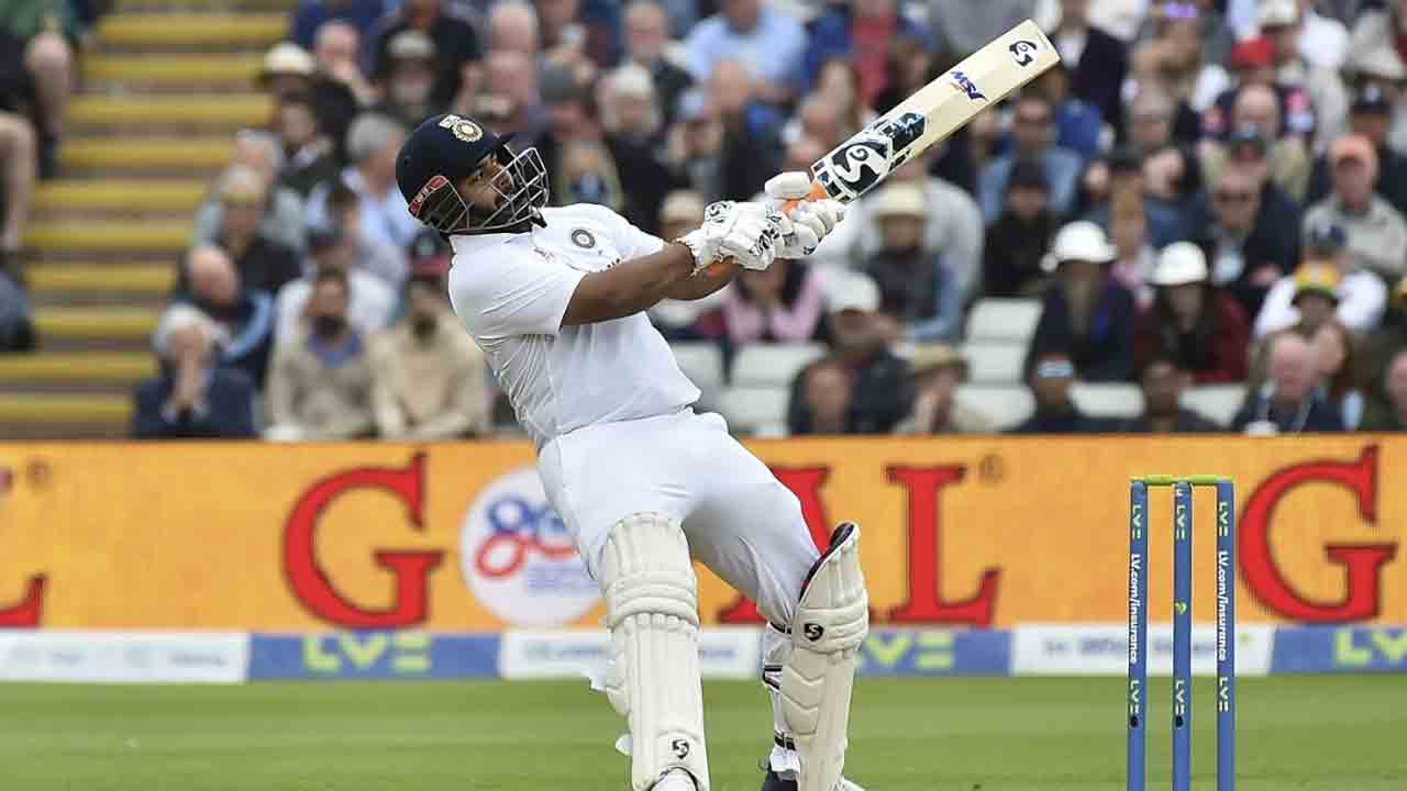 Rishabh Pant | ఒకేలా ఆడను.. అందుకే బౌలర్స్ డిస్టర్బ్ అయిపోతారు: పంత్