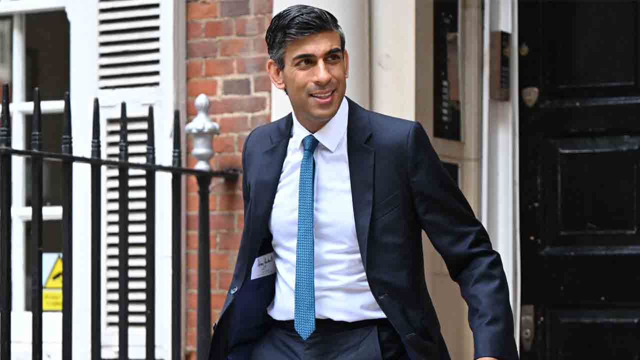 బ్రిటన్‌ ప్రధాని పీఠానికి ఒక్క అడుగు.. చివరి రౌండ్‌లోనూ రిషి సునక్‌ విజయం