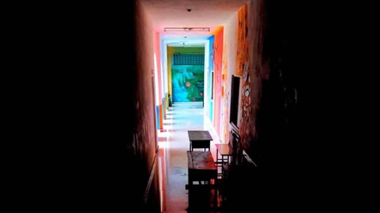 బాలిక అండాల అమ్మకం… నాలుగు ఆసుపత్రులు శాశ్వతంగా మూసివేత