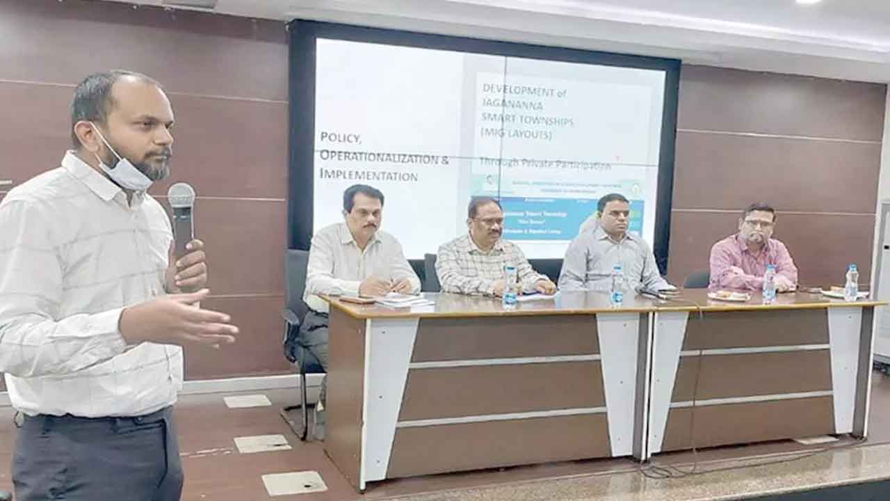 పీపీపీ పద్ధతితో సీఆర్‌డీఏ స్మార్ట్‌ టౌన్‌షిప్‌లు