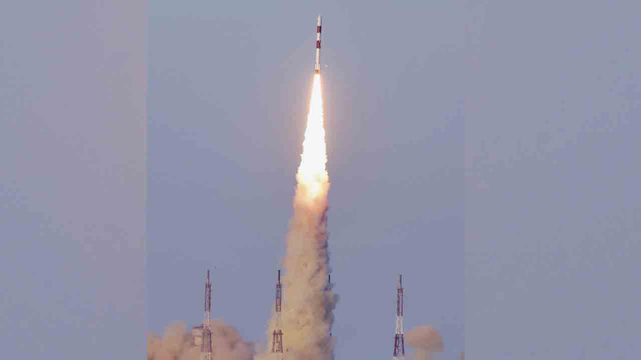 పీఎస్‌ఎల్వీ-సీ53 ప్రయోగం సక్సెస్‌