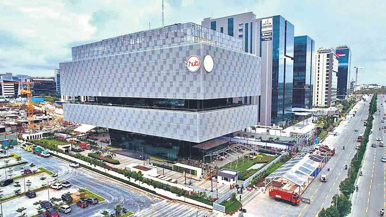 వివక్ష చూపుతున్నా వికాసం వైపు