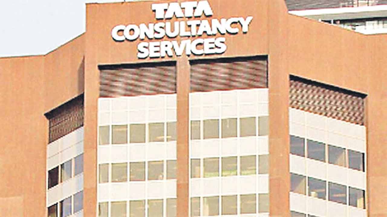 టీసీఎస్‌ లాభం రూ.9,478 కోట్లు