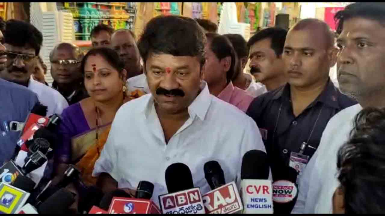 మ‌హంకాళి అమ్మ‌వారి బోనాల‌కు భారీగా ఏర్పాట్లు : మంత్రి త‌ల‌సాని