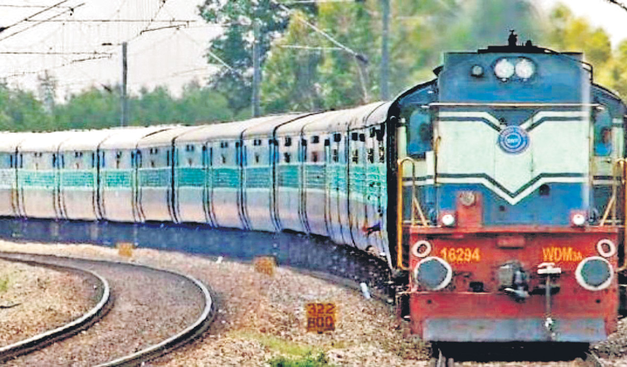 ఇకపై రైళ్ల గరిష్ఠ వేగం గంటకు 130 కి.మీ.