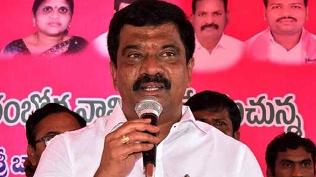 Minister Prasant Reddy on Modi | కేసీఆర్ ప్ర‌శ్న‌ల‌కు జవాబు చెప్పు.. లేదంటే దిగిపో.. ప్ర‌ధాని మోదీకి ప్ర‌శాంత్‌రెడ్డి డిమాండ్‌