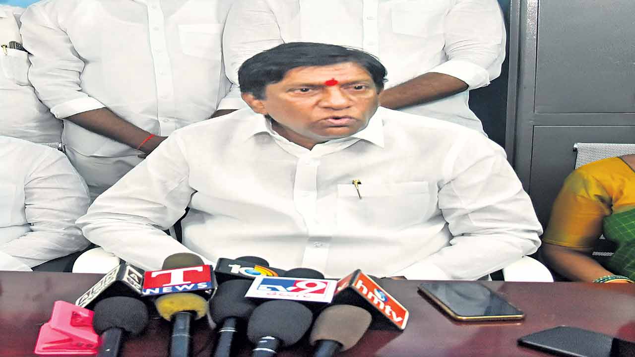 బీజేపీకి అధికార దాహం