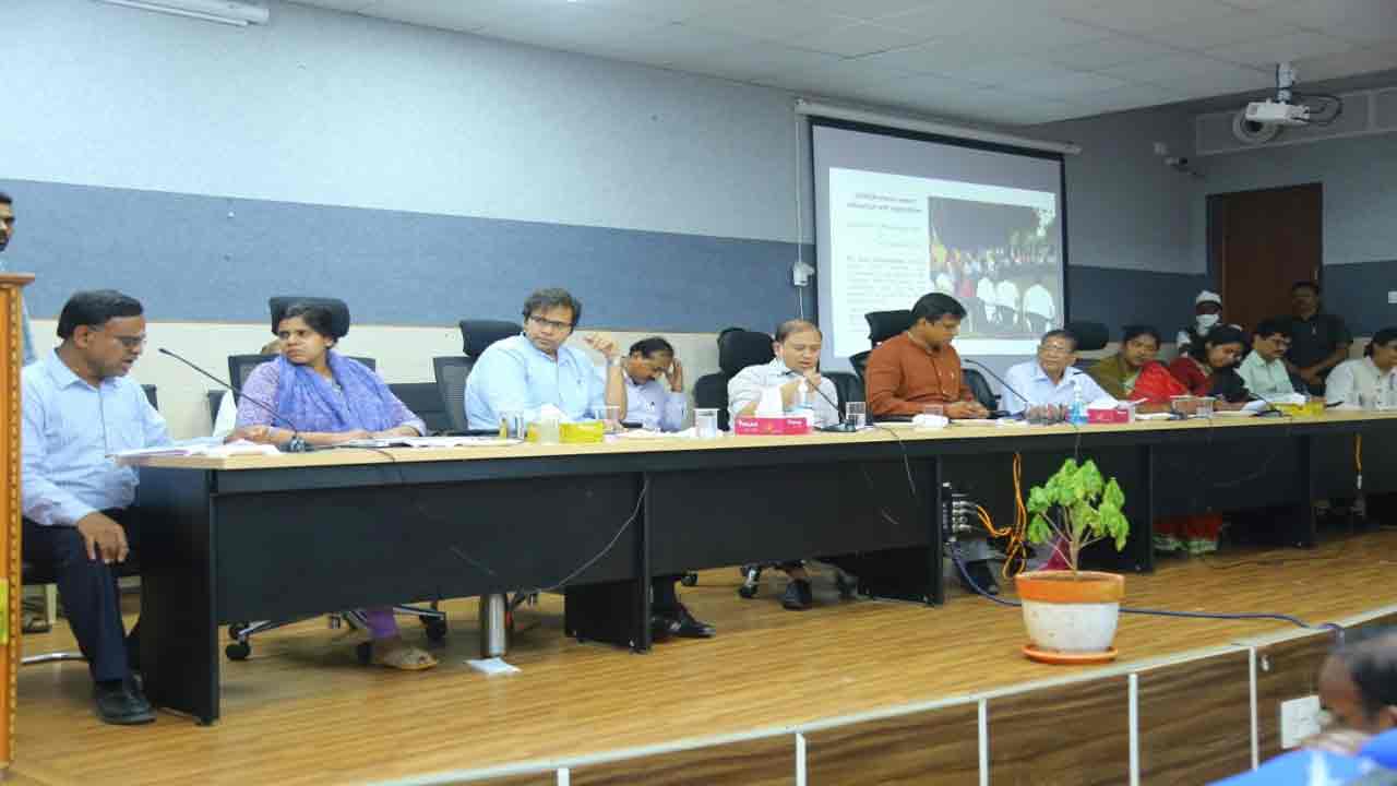 రామప్ప అభివృద్ధికి కృషి