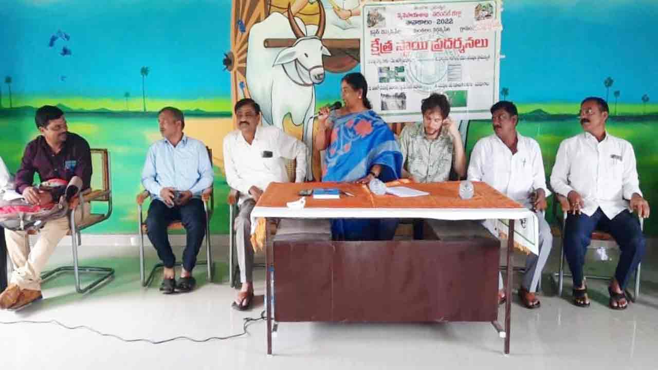 ప్రభుత్వ ప్రోత్సాహకాలను వినియోగించుకోవాలి