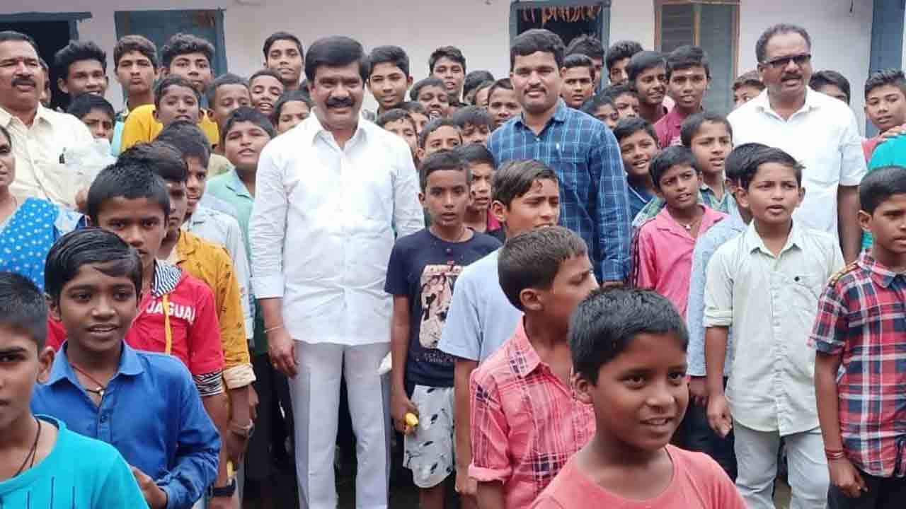 ఘనంగా మంత్రి కేటీఆర్‌ జన్మదిన వేడుకలు