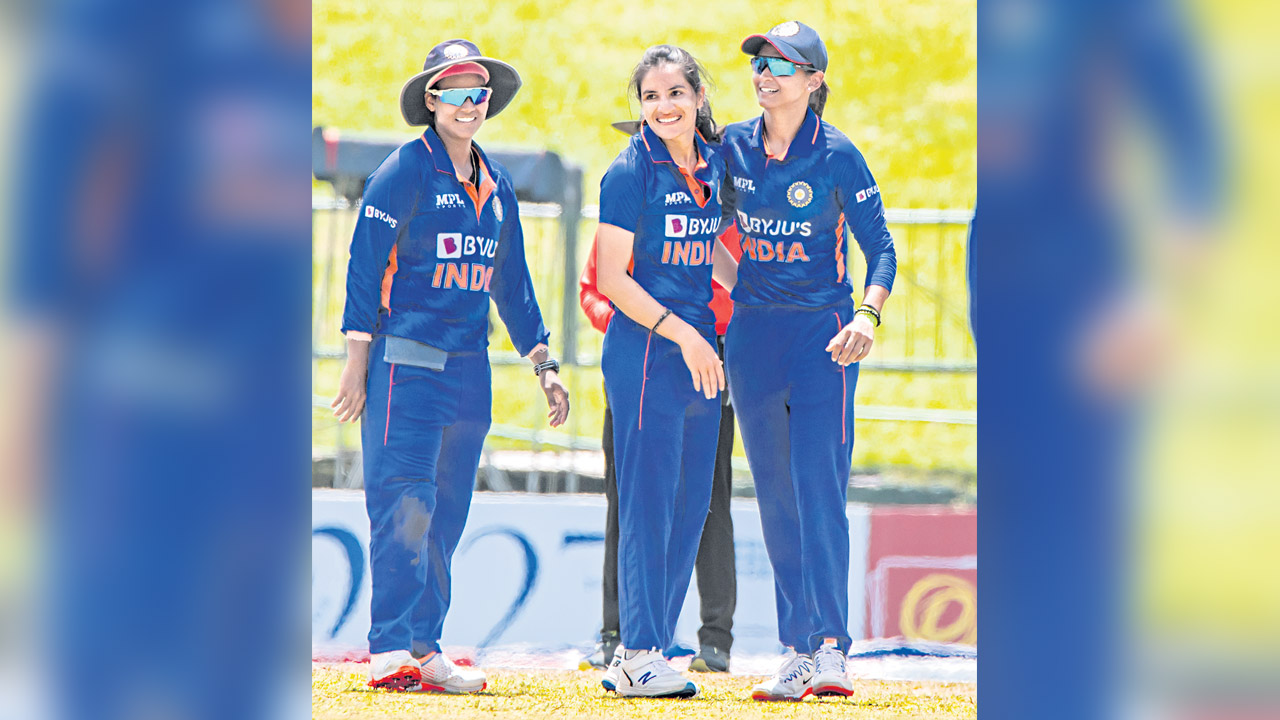 అమ్మాయిలు అరిపించేనా..