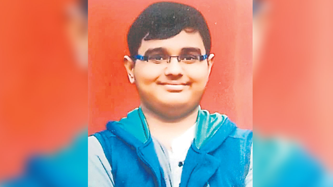 చానల్‌కు వ్యూస్‌ పెరగట్లేదని!