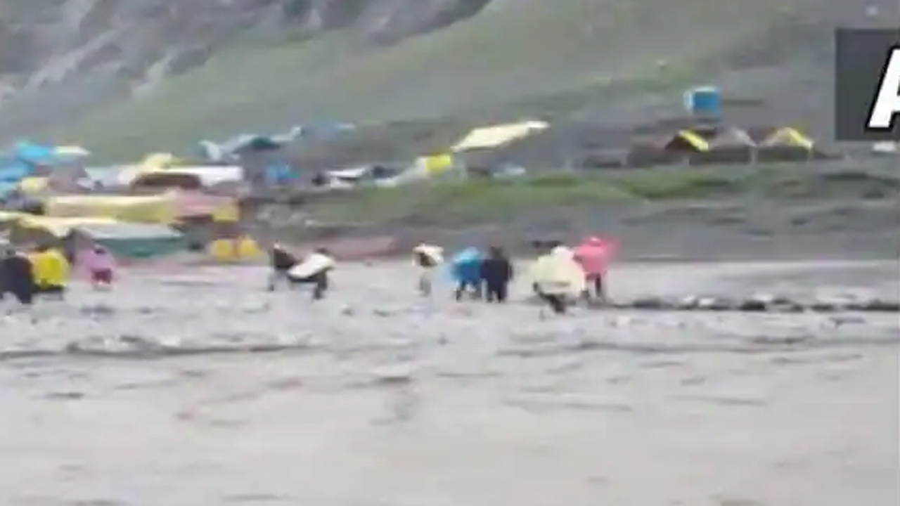 Amarnath Yatra | అమ‌ర్‌నాథ్‌లో కుంభ‌వృష్టి.. ప‌లువురు యాత్రికులు గ‌ల్లంతు