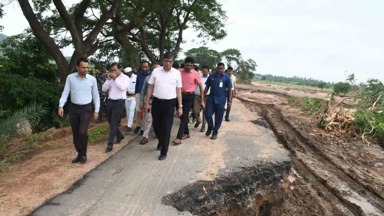 Bhadradri Kothagudem | ముంపు ప్రాంతాలలో పర్యటించిన కేంద్ర బృందం