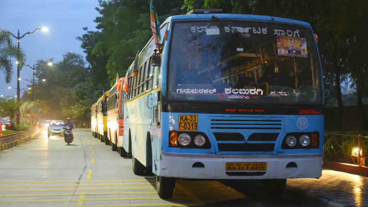 మోదీ సభకు పక్క రాష్ర్టాల జనాలే!