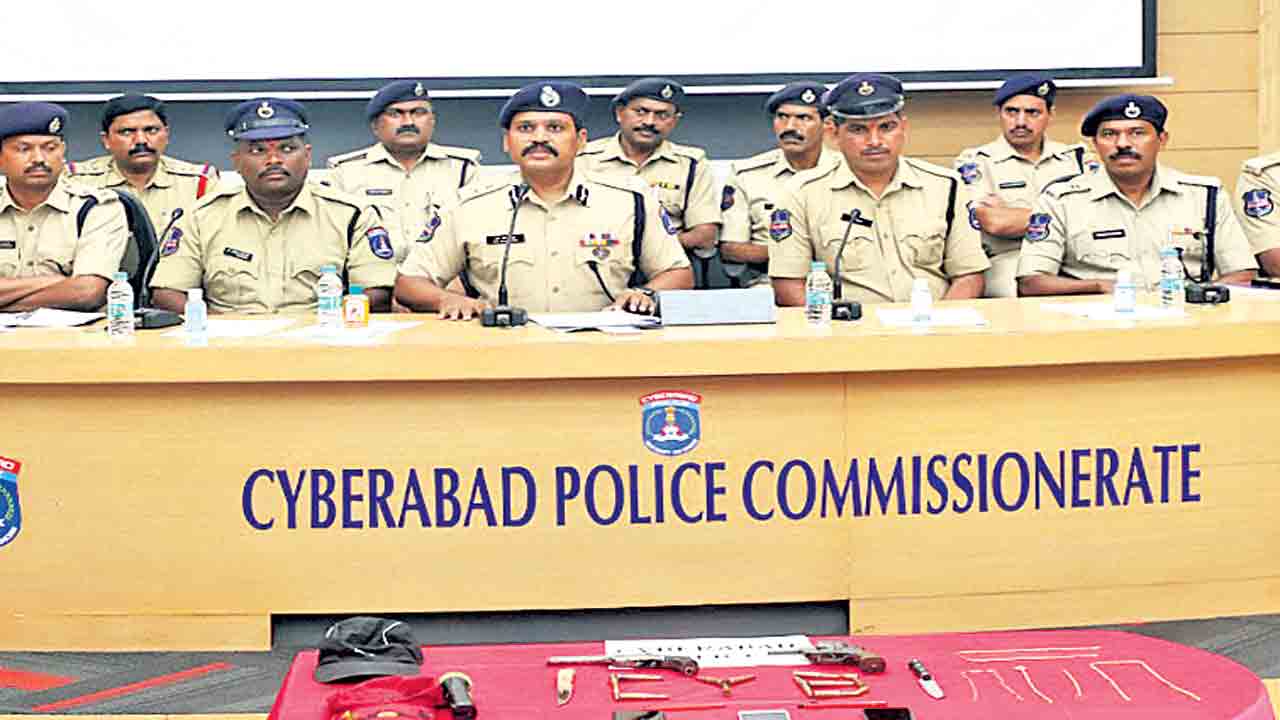 గుల్బర్గా నుంచి వచ్చి.. సిటీలో స్నాచింగులు