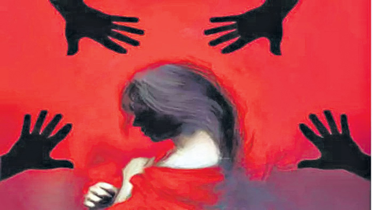 ఢిల్లీలో బాలికపై గ్యాంగ్‌ రేప్‌