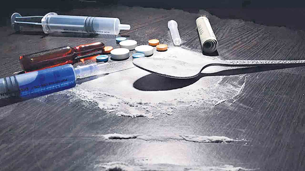 మత్తు వద్దురా.. చిత్తు కావొద్దురా..!