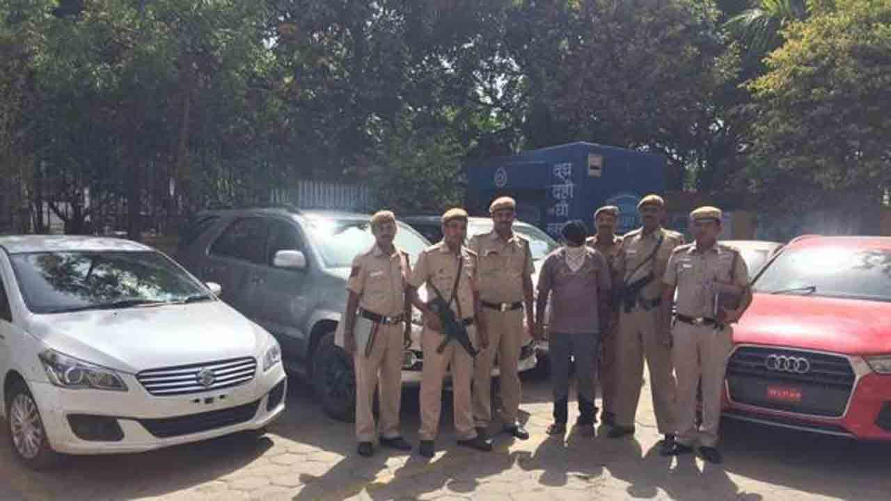 ఢిల్లీలో దొంగిలించి.. సిటీలో విక్రయించి