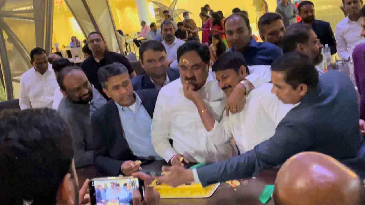అమెరికాలో ఘనంగా మంత్రి ఎర్రబెల్లి పుట్టిన రోజు వేడుకలు