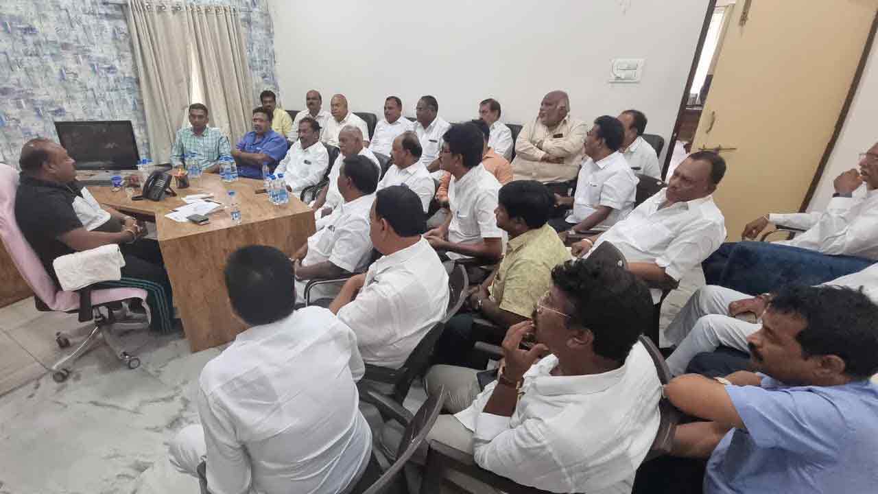 మిల్ల‌ర్ల స‌మ‌స్య‌లు సీఎం కేసీఆర్ దృష్టికి తీసుకెళ్తా: మంత్రి గంగుల క‌మ‌లాక‌ర్‌