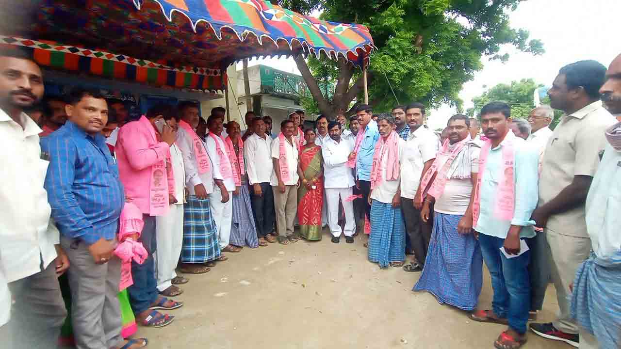 గులాబీ జెండా అందరికీ అండ : మంత్రి జగదీష్‌ రెడ్డి