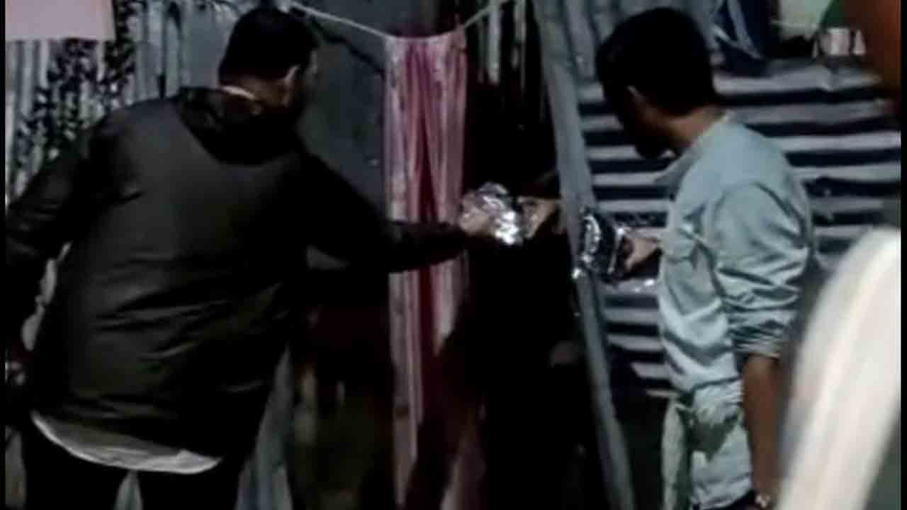 అభాగ్యులకు అండగా నిలుస్తున్న ఎమ్మెల్సీ కవిత