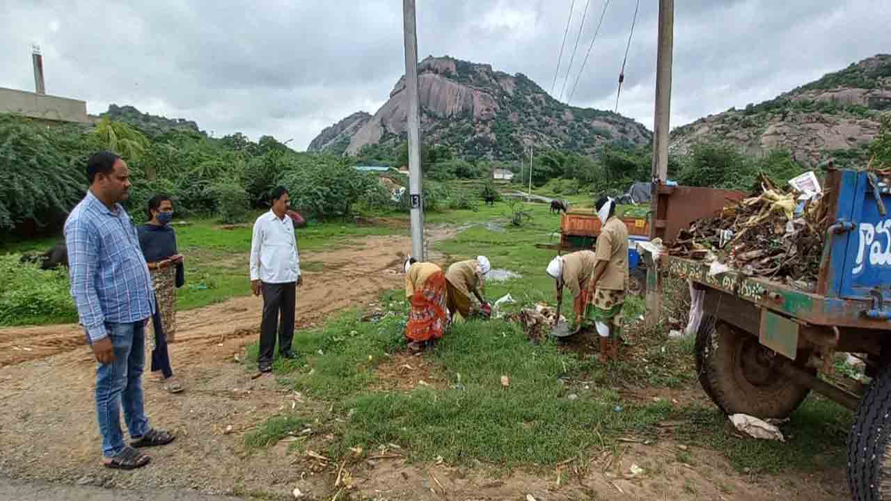 వ్యాధుల కట్టడికి కట్టుదిట్టంగా..