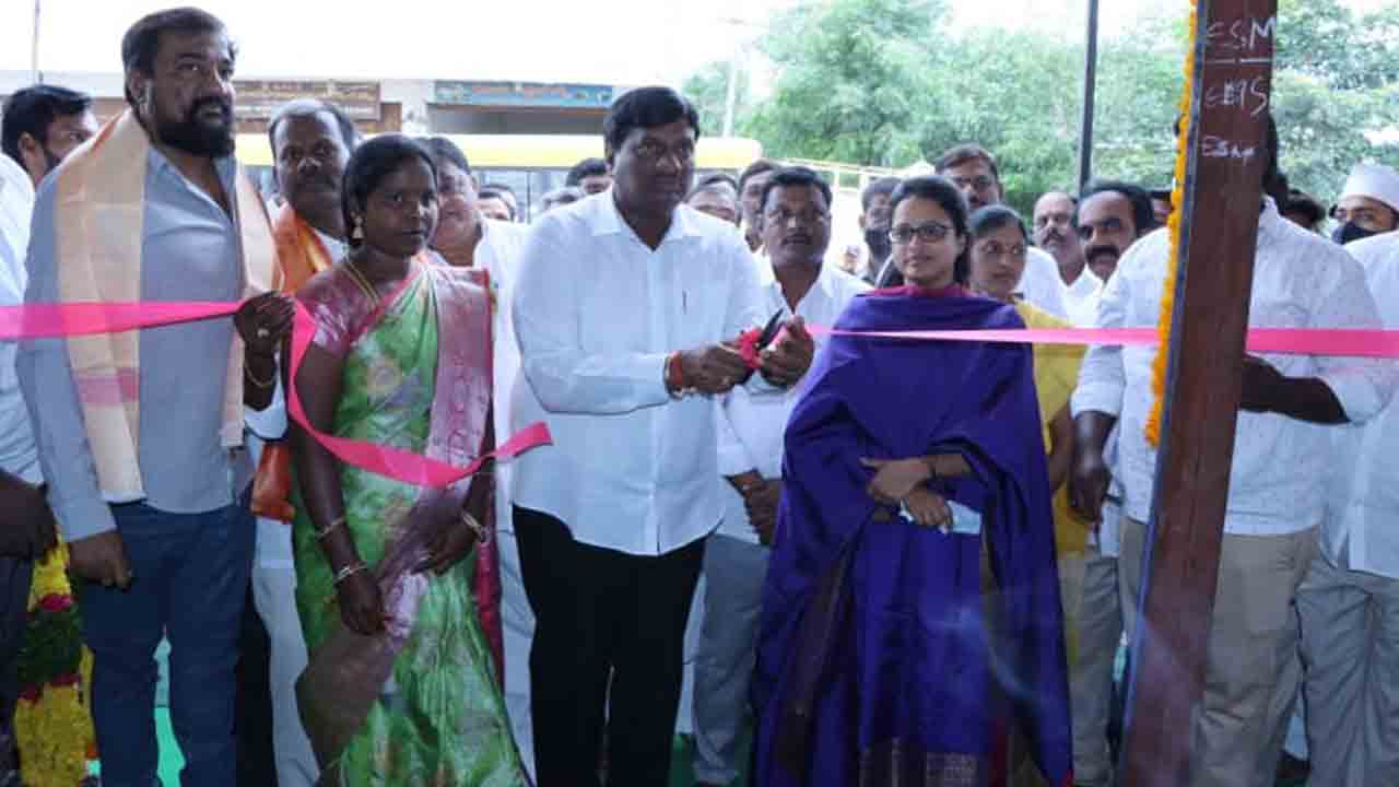 దళితబంధుతో ఆర్థిక అభివృద్ధి : ఎమ్మెల్యే కొప్పుల