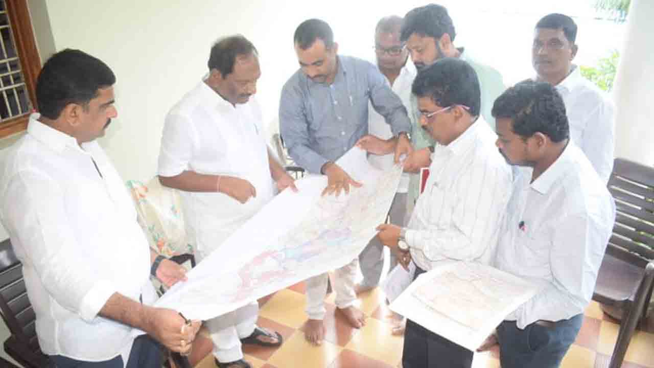 పత్తిపాక జలాశయం నిర్మాణానికి ప్రణాళికలు సిద్ధం చేయండి : మంత్రి కొప్పుల