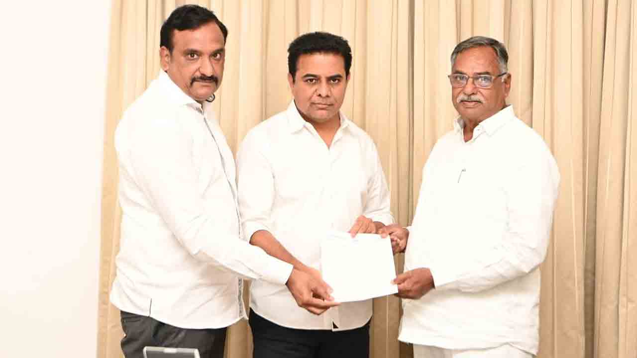 రోడ్ల నిర్మాణానికి రూ.25 కోట్లు మంజూరు చేయండి : ఎమ్మెల్యే దాసరి