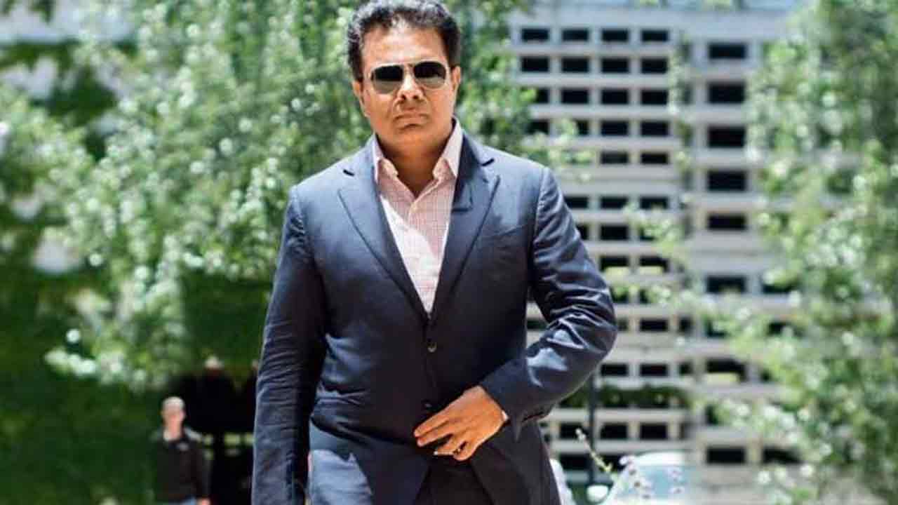 నాన్న అడుగుజాడల్లోనే నా పయనం..