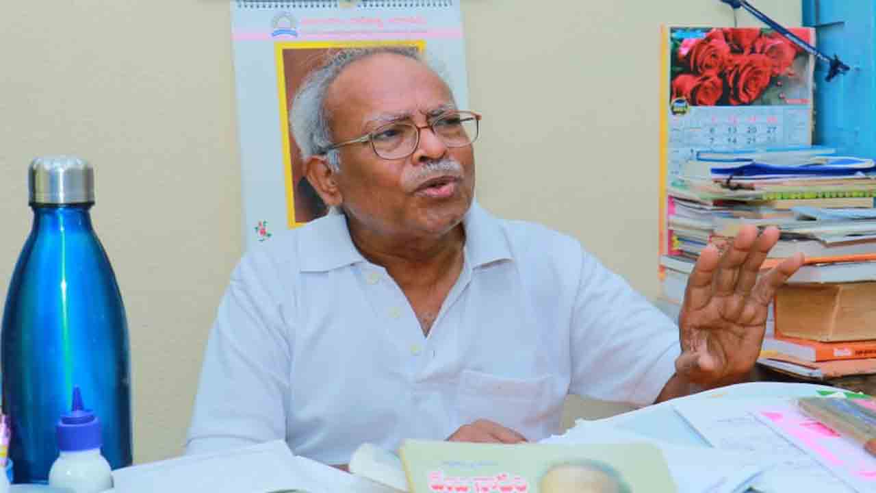 సాహిత్యానికి సముచిత గౌరవం